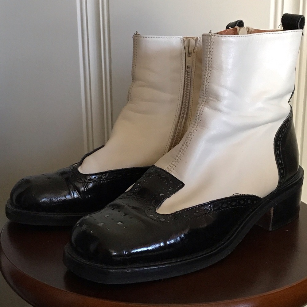 Bronx Black and Cream Zip Boot